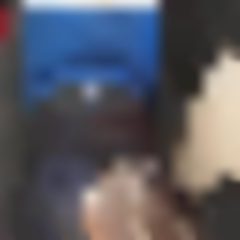 Femme à Lyon — profil libertin, photo floutée